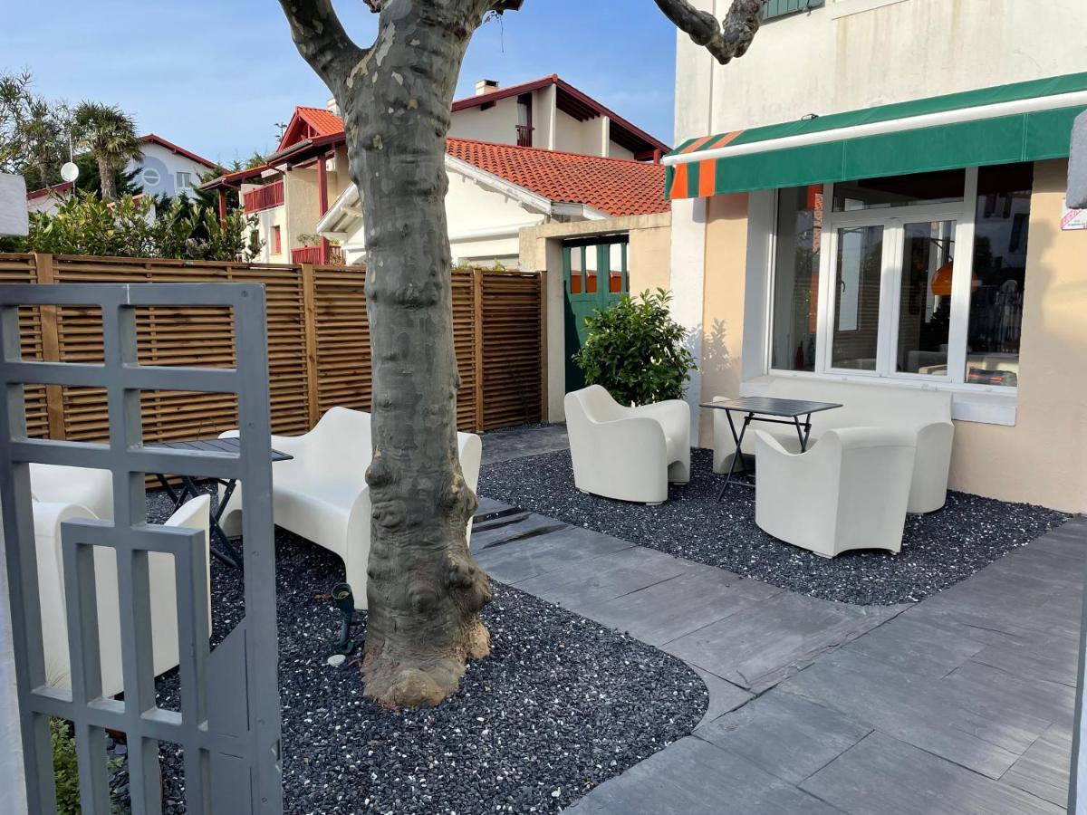 Hotel Mirano Биарриц Экстерьер фото
