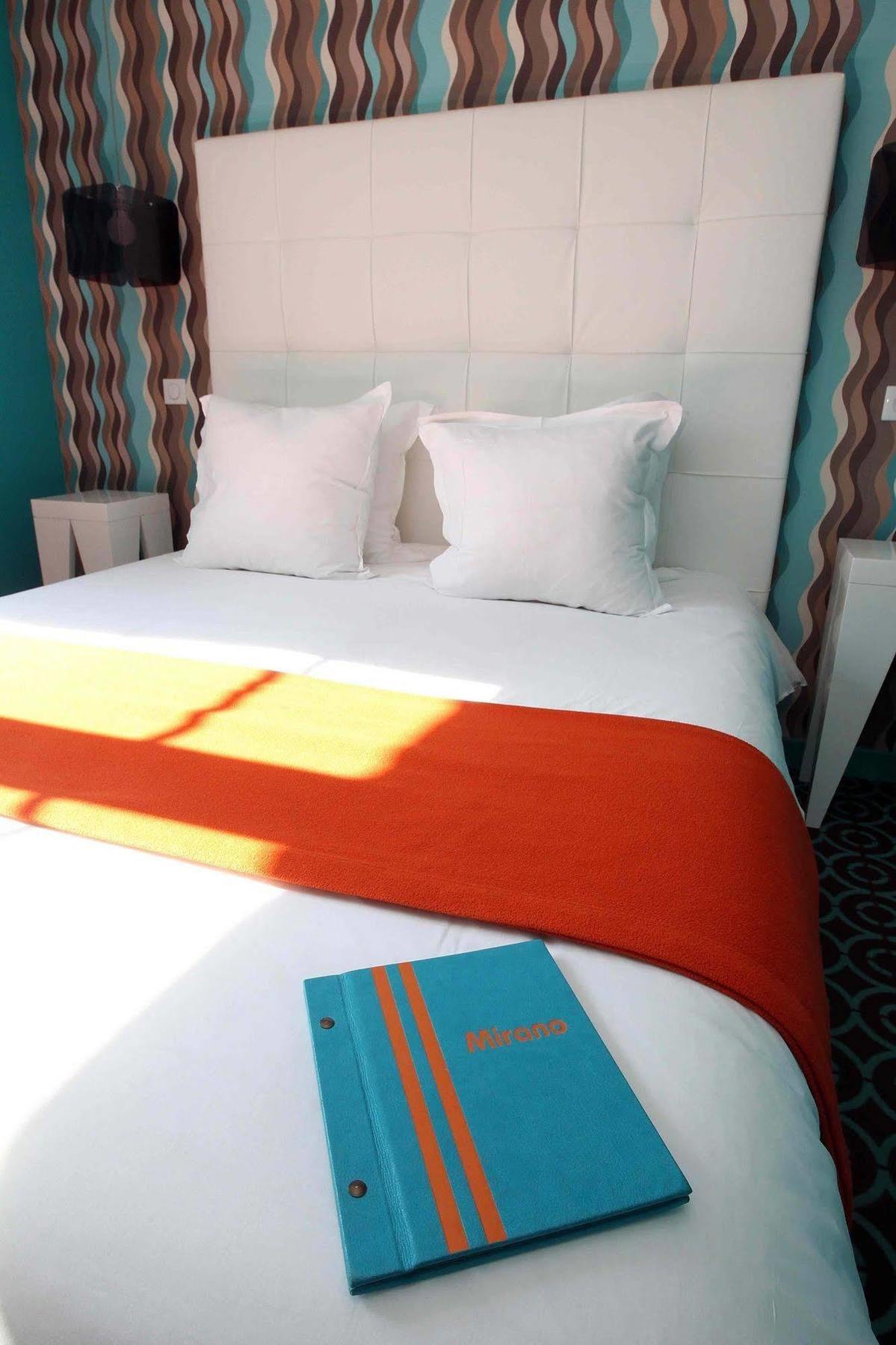 Hotel Mirano Биарриц Экстерьер фото